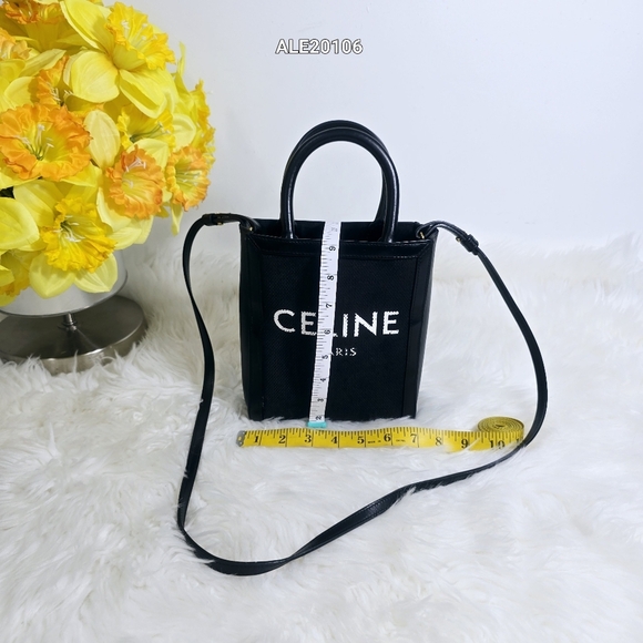 Celine Paris Mini Vertical Crosbody Shoulder Black bag. - Picture 5 of 15